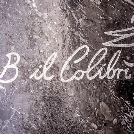 Il Colibri לינה וארוחת בוקר 3*